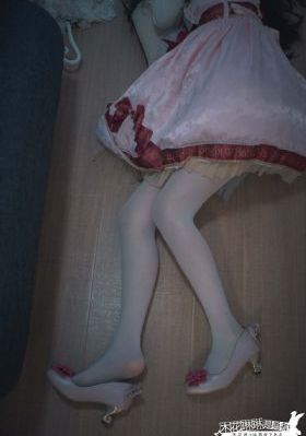 手伸进内裤吻胸_BD国语手机在线看