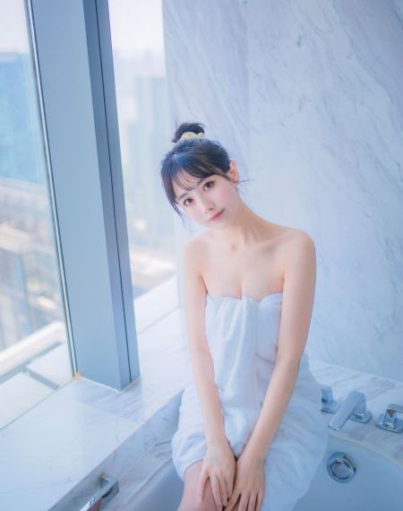 国产一卡2卡3卡4_高清完整视频