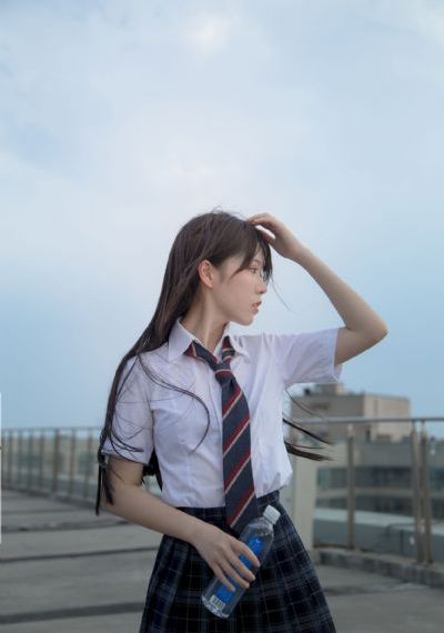 亚洲成av人在线观看成年美女_720日韩电影在线