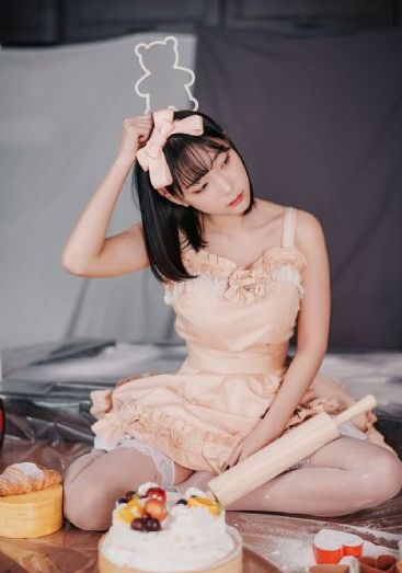 伊人免费在线_加长未删减版在线观看