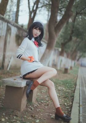 成人h黄小游戏在线玩_720免费播放